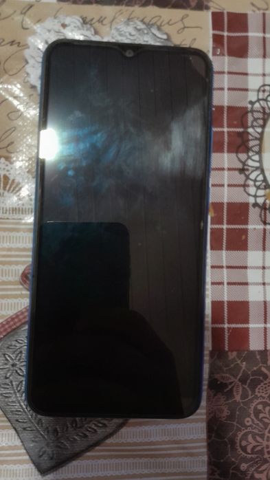 Redmi 9 .3/32 tali
Aybi yoq
Qolganini telef