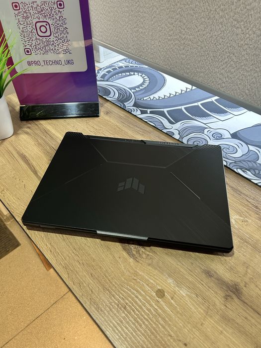 Идеальный Asus с гарантией