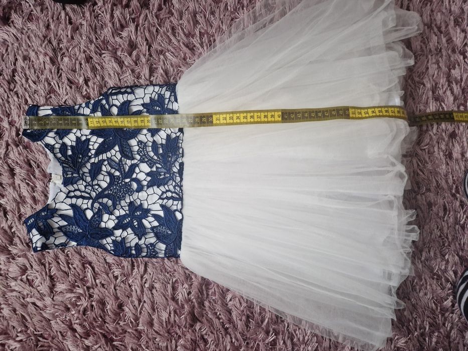 Rochie fetite. Bust 29cm×2 . Lungime 60cm
