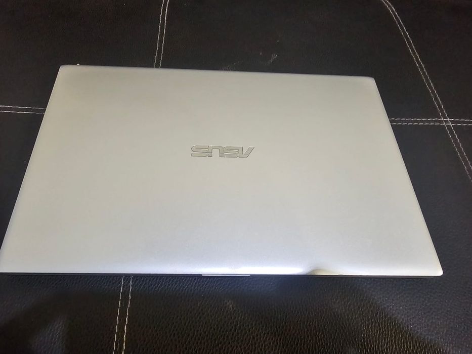 Продам современный ноутбук ультрабук asus core i3