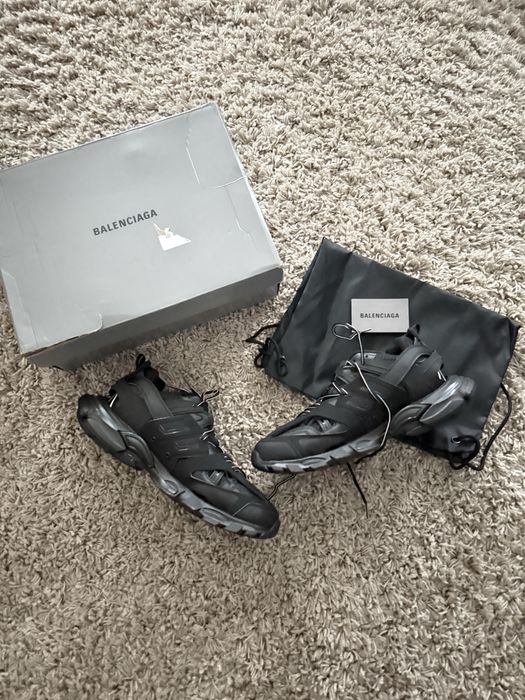 Balenciaga Track