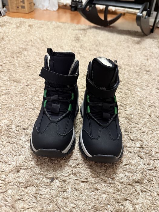 Продам зимние сапоги