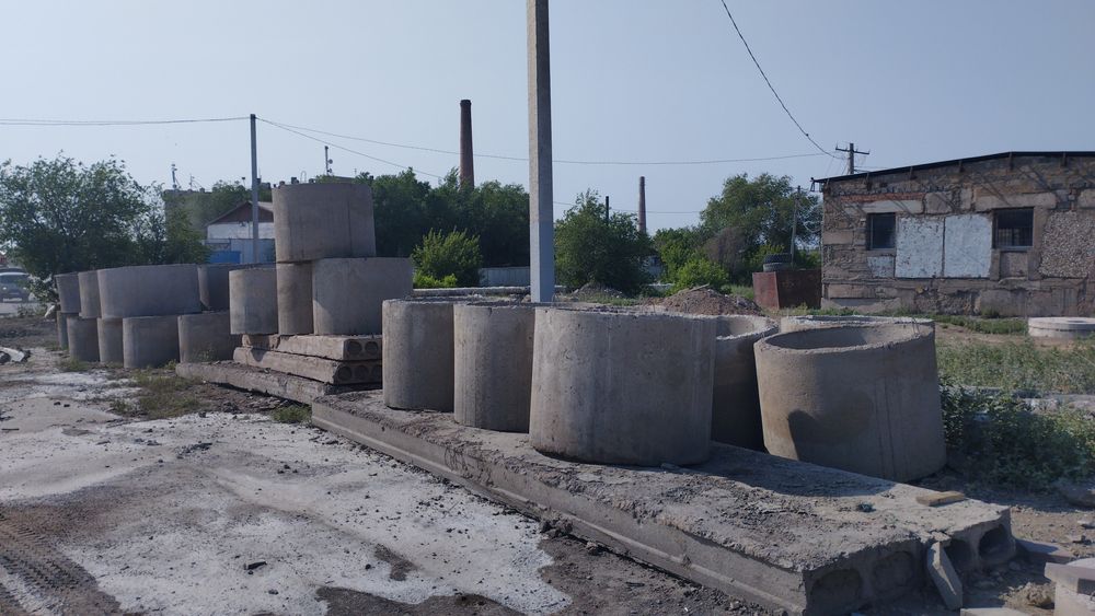 Продается  железо бетонные кольцо