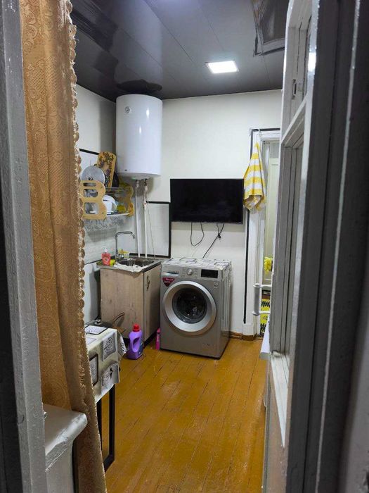 г. Ангрен, 1/3/3, Дукент, кирпичный дом