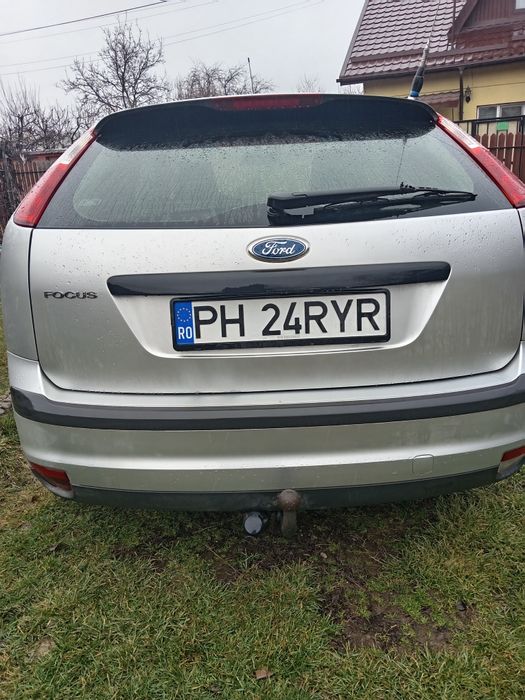 Ford focus mk2  1.6 benzina  plus gpl