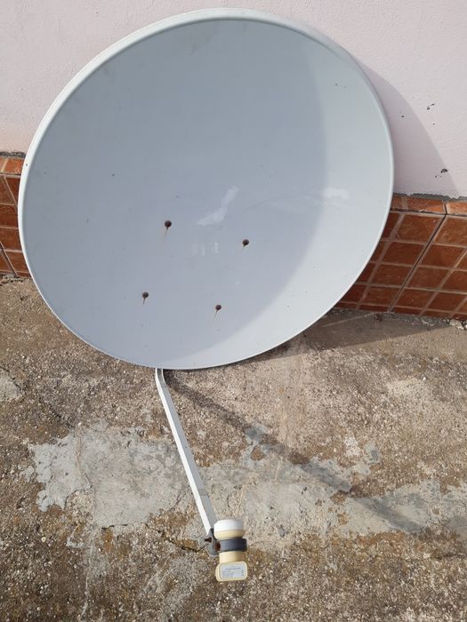 Antena parabolica+ 2 satellite receiver Digi