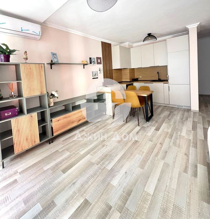 Продава се Двустаен апартамент в Свети Влас - 76 кв.м за 1711 €/кв.м - Снимка #2