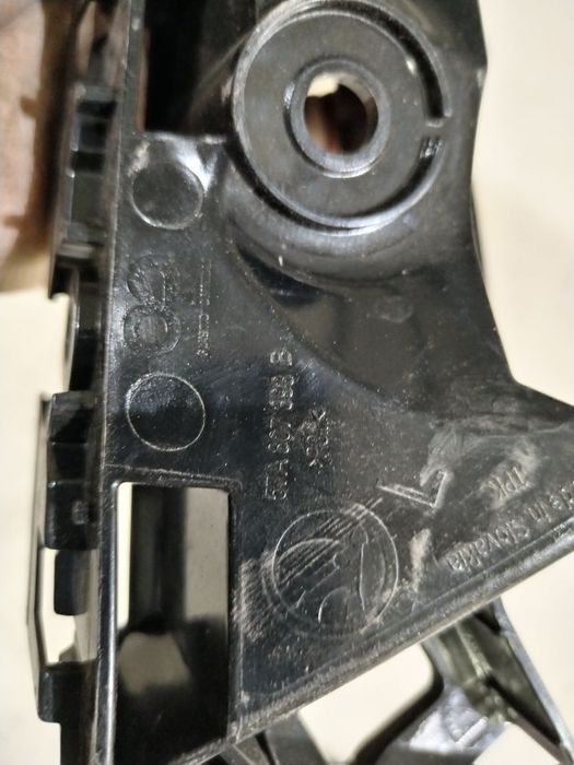 Suport stanga bara fata, Skoda Karoq, 2021, 2022, 2023, 2024, 2025, cod origine OE 57A807393B.