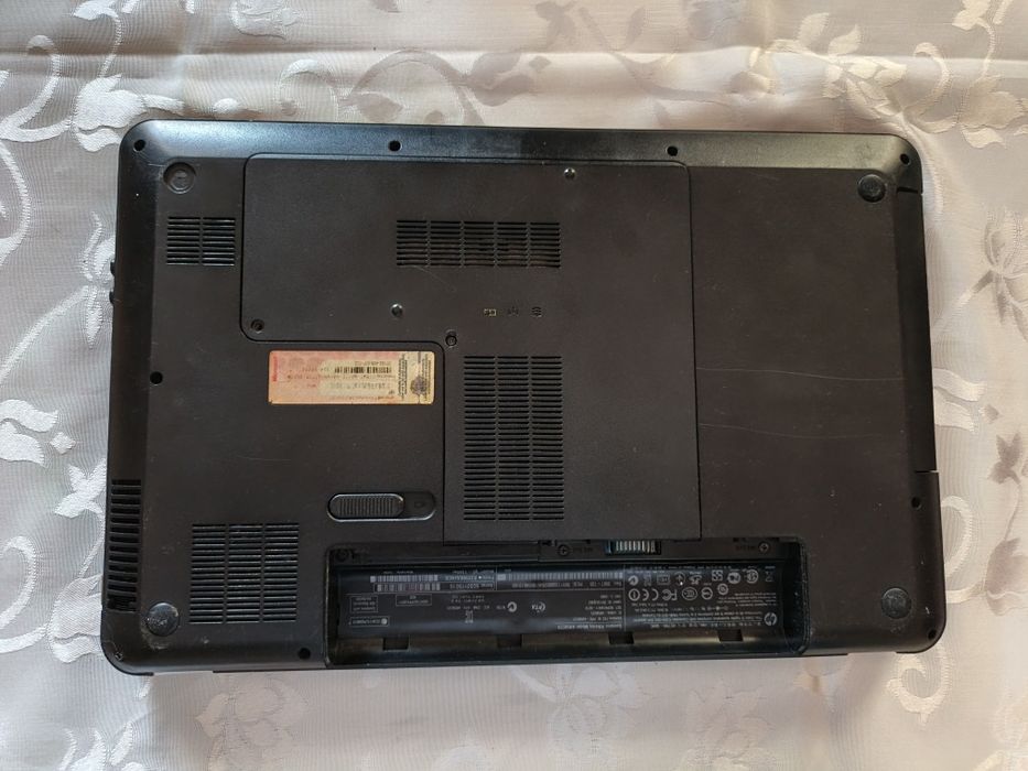 Ноутбук HP Pavilion G6
AMD A6-3400 4/4
DDR3 4GB
AMD Radeon HD 6520M
HD