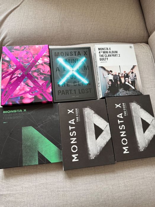 Комплект албуми на Monsta X (6 бр.)