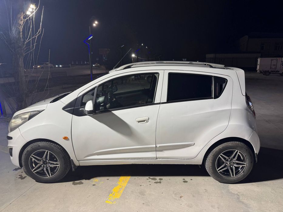 Тезда спарк сотилади