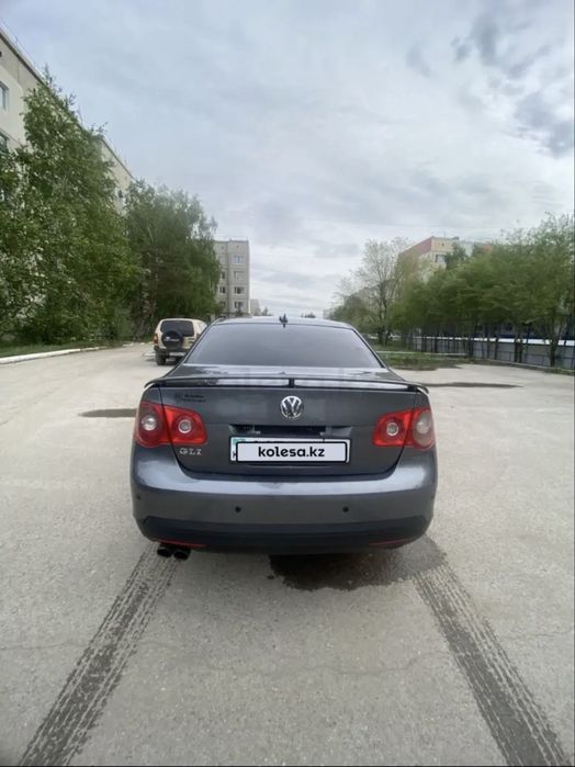 Продам машину.