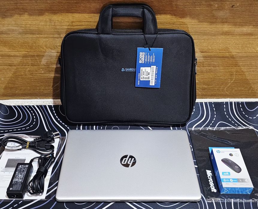Ультрабук Hp LAPTOP 15 N-Silver!