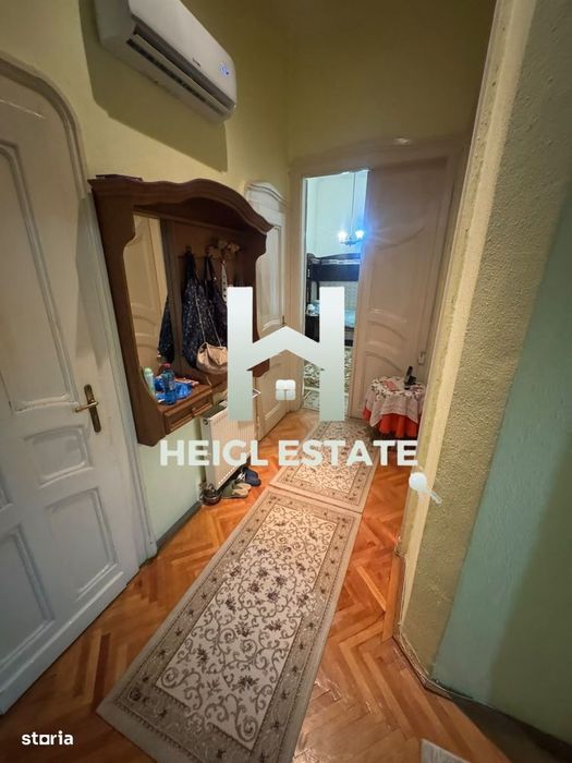 Apartament cu 4 camere + boxa 45 mp vânzare in Piață Victoriei, Ultrac