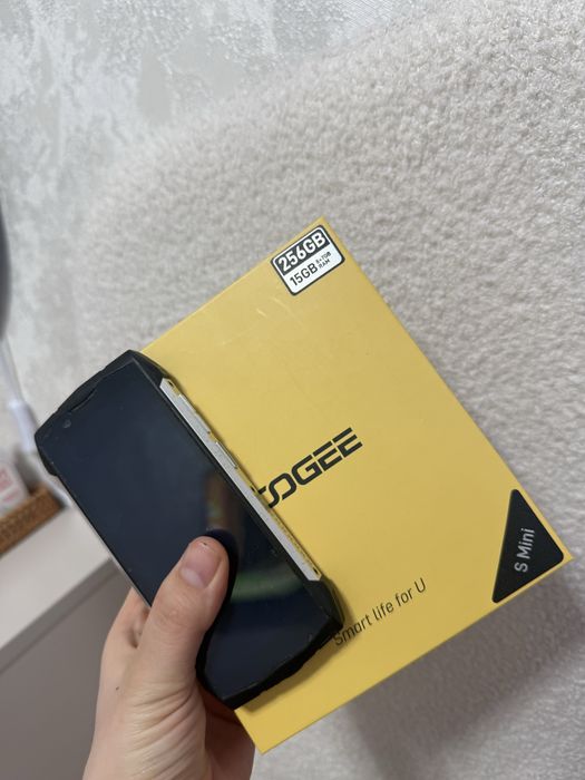 Doogee s mini сатылады