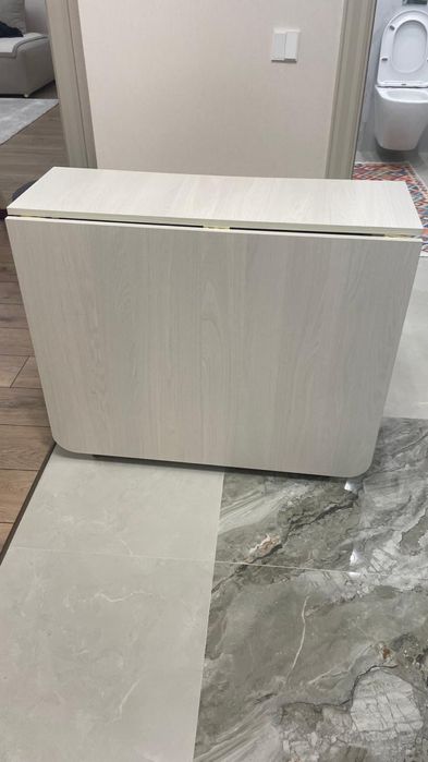 Стол книжка новый