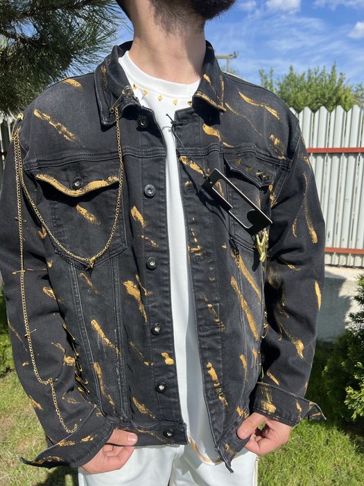 Geaca denim cu elrmente aurii ! Toate marimile