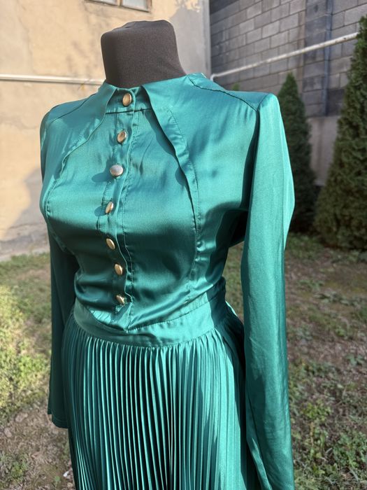 Платье вечернее