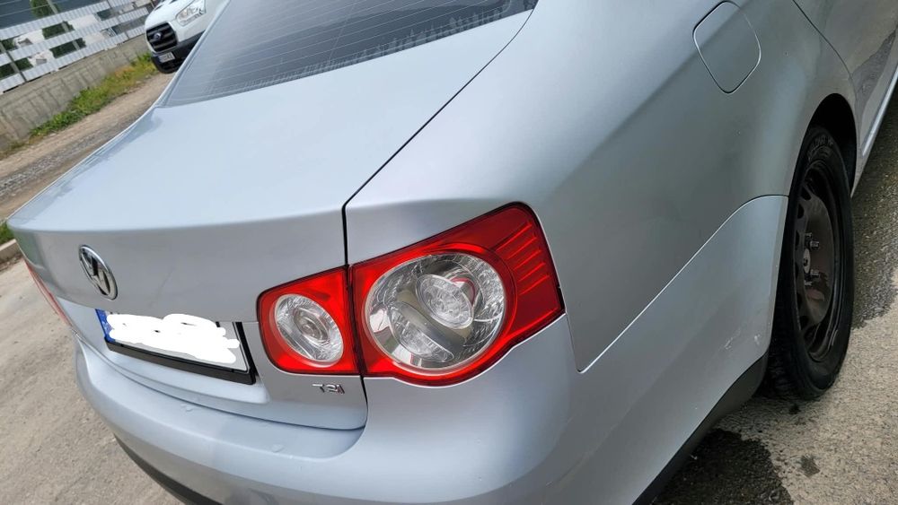 VOLKSWAGEN Jetta 2009 — imagine 5