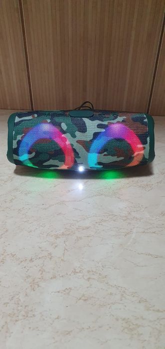 Boxa portabila funcțională