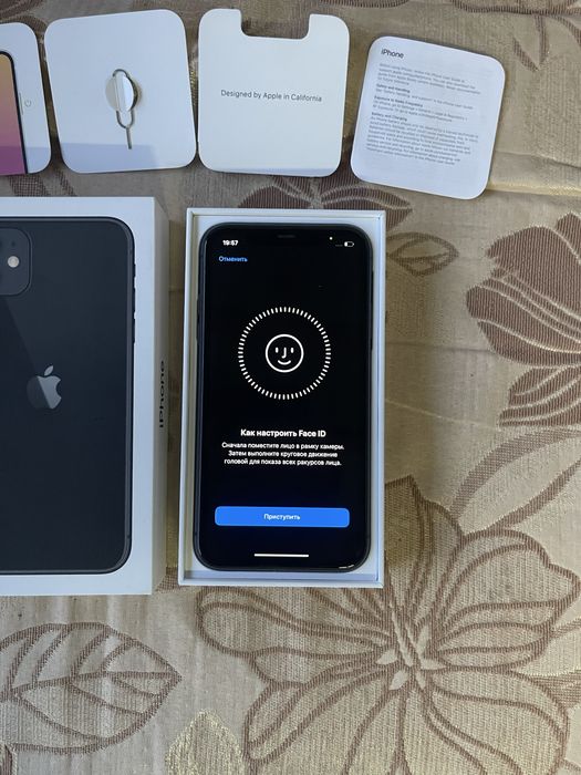 iPhone 11. Акум 81%.