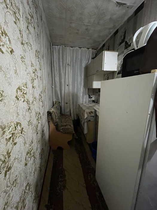 Продам 1-комнатную район маг. Мандарин