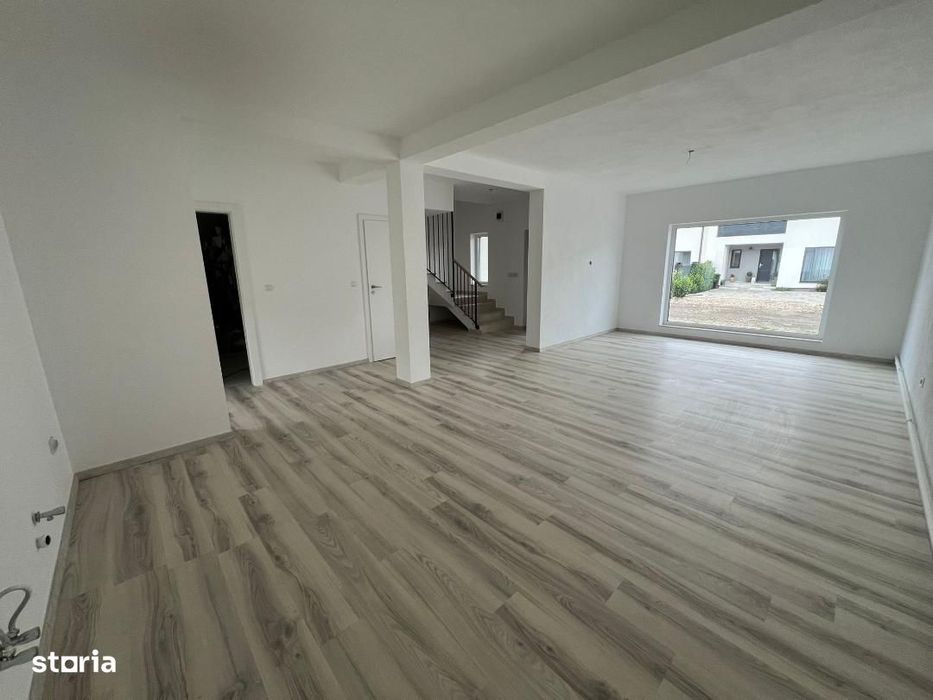 De vanzare Casa insiruita, zona Alba Micesti.