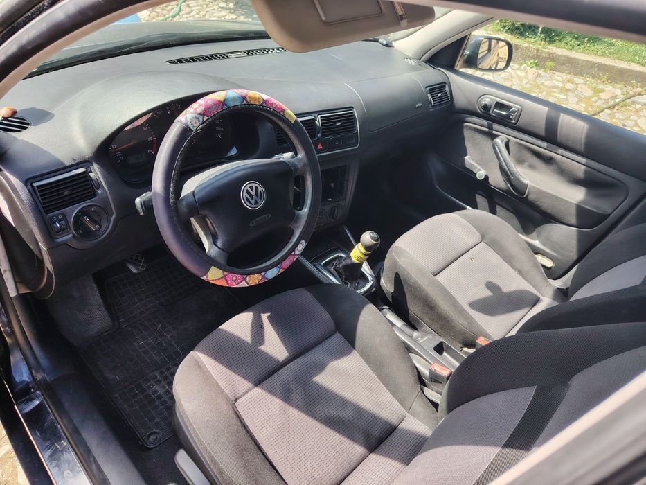 Vând  Golf 4- 1.4, 16v 2002