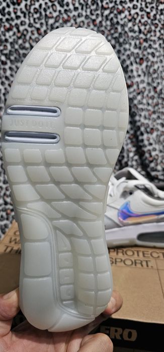 Nike Air Max Motif - White/Aura