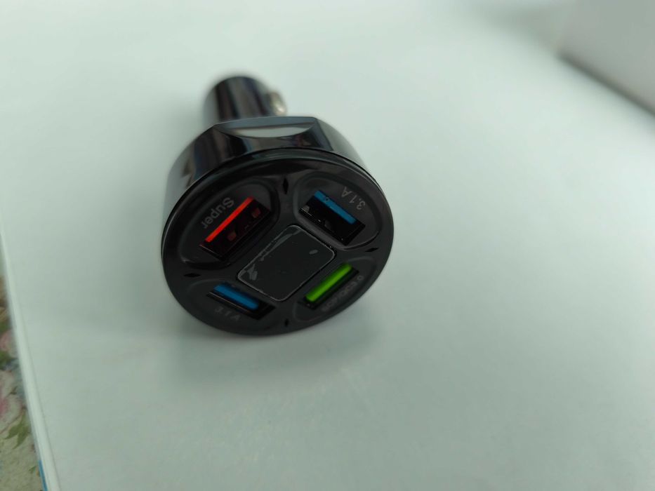 Incarcator telefon auto 66 W cu 4 usb