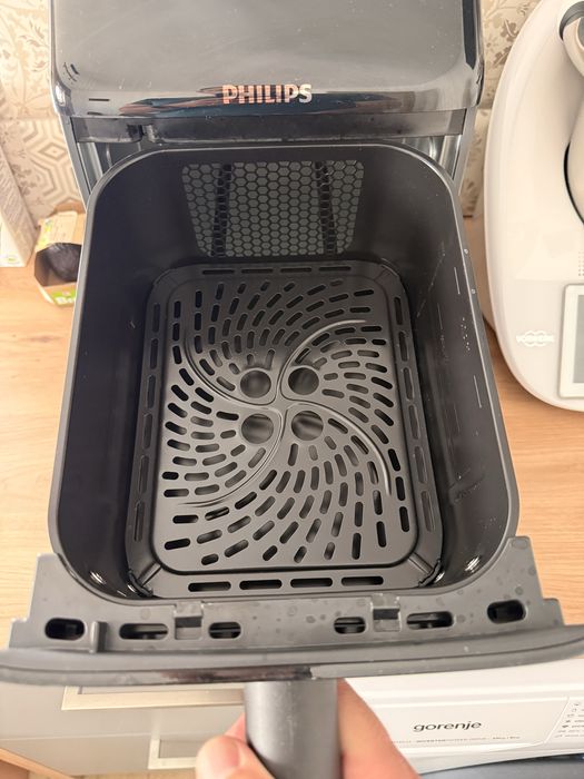Friteuză cu aer cald Philips Seria 4000 Dual Basket – stare impecabilă