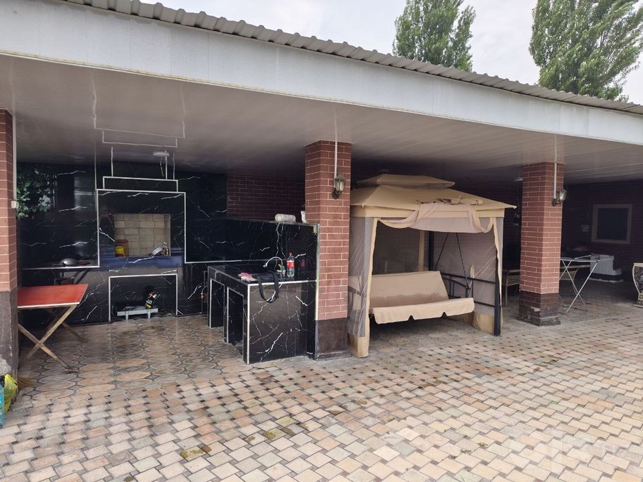 Продаётся шикарная дача с бассейном Азадбаш