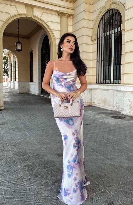 Нова рокля на ZARA с етикет в размер Хс