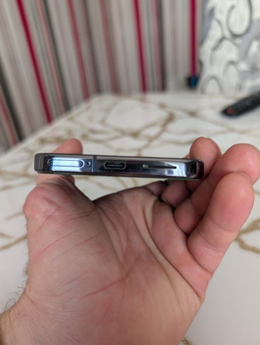 Google pixel 9 pro XL 256gb БАРТЕР