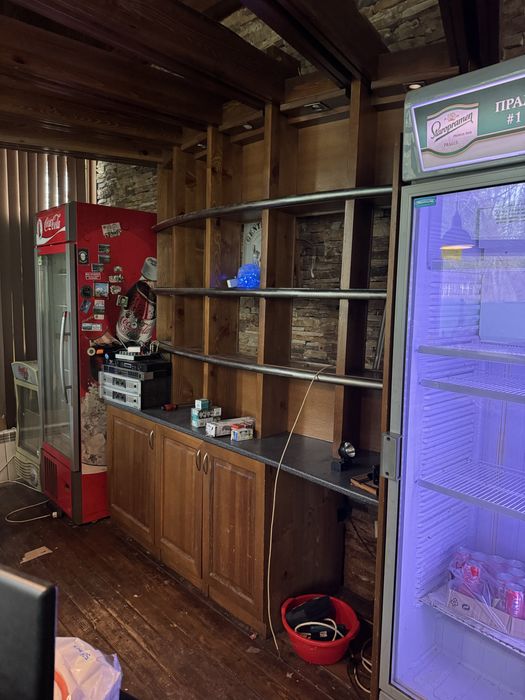 Бар плот бар обзавеждане