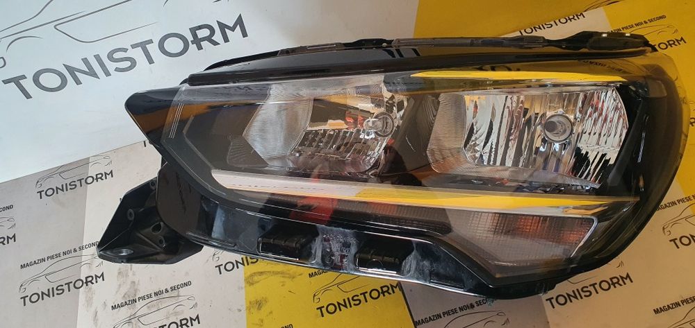 Far Opel Corsa F, cod Gm 39162648