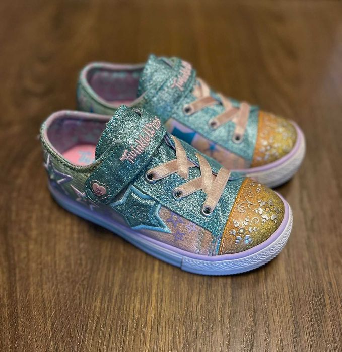 Новые кеды со светодиодами SKETCHERS 26,5 разм, 100% оригинал