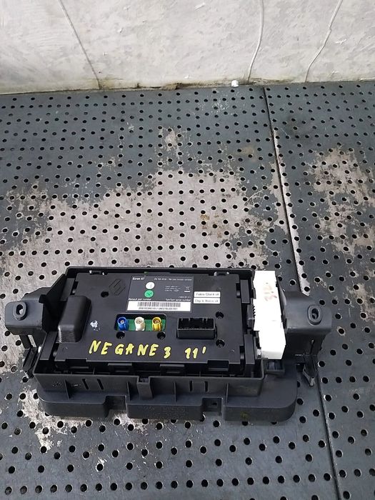 Display navigatie renault megane 3 259153451r