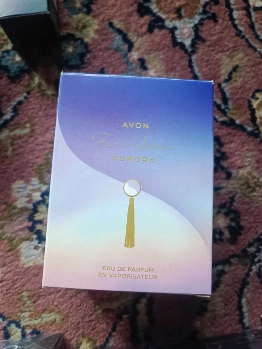 Дамски парфюми Avon