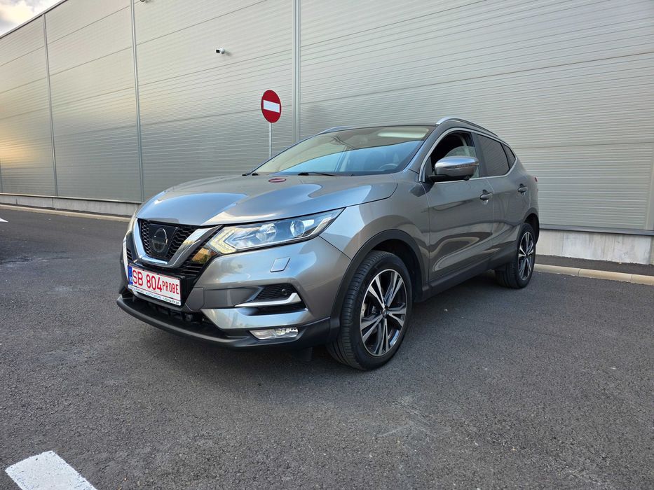 Nissan Qashqai Automat Benzină