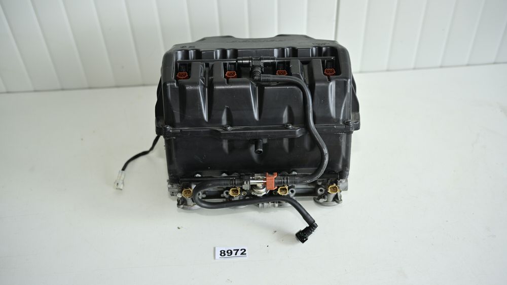 Yamaha YZF R1M 2015 2019 Rampa de injectie cu carcasa filtru de aer