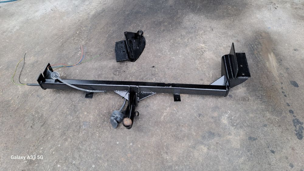 Теглич за Mazda MPV /Мазда МПВ