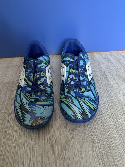 Юношески стоножки Umbro