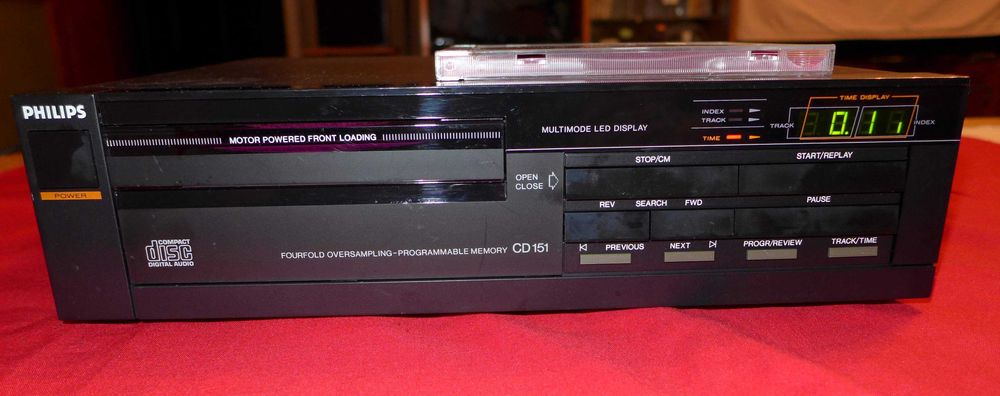 Philips CD151 моднат си-ди плейър CD player с фантастичен аналогов звук