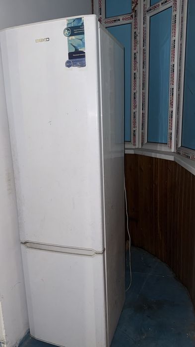 Холодильник б/у  ВЕКО