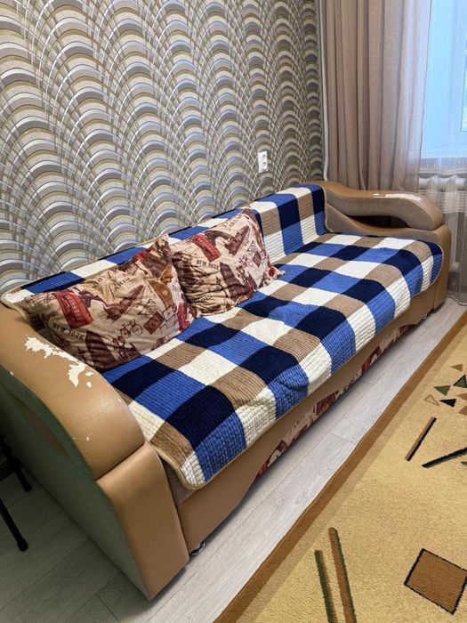 Продам ковер, диван и шторы