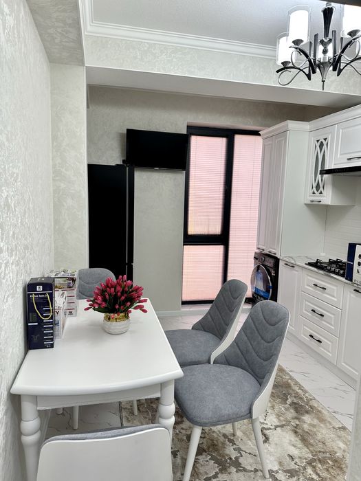 Согдиана,Мед-Колледж.Продаётся 2х комнатная Люкс в Новостройке