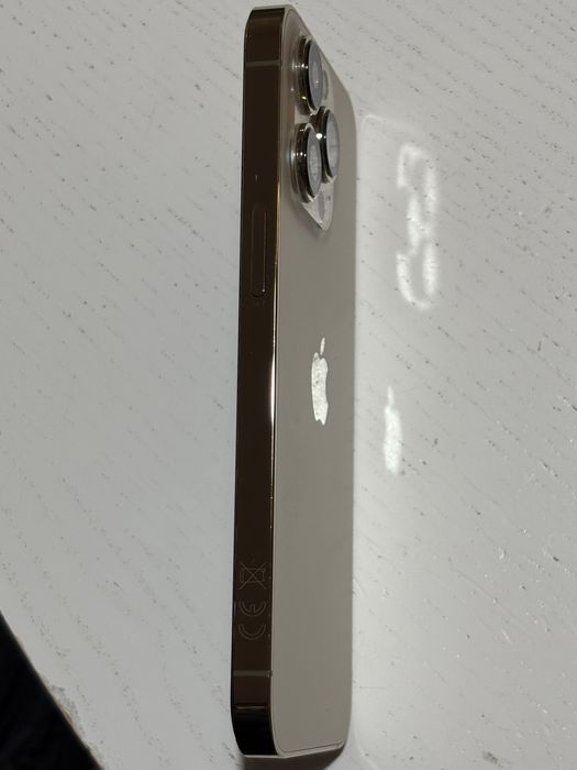 Iphone 13 pro Gold