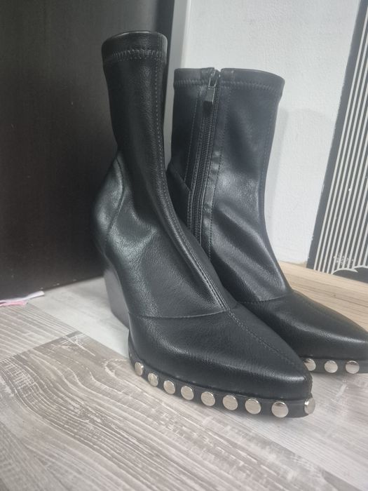 Botine dama noi de piele
