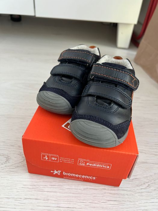 Pantofi Biomecanics baieti, marimea 22
